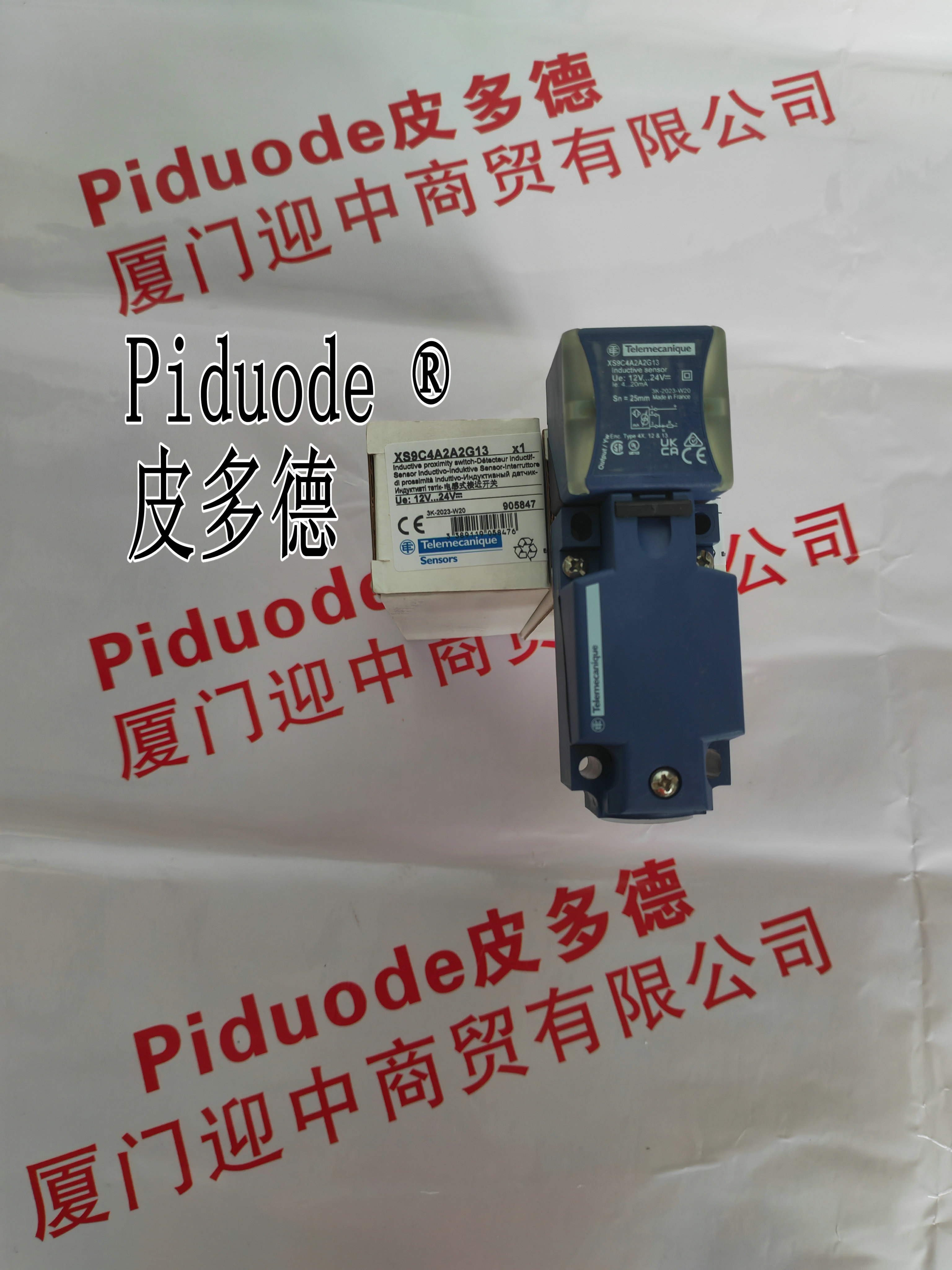 施耐德XS9C4A2A2G13接近开关传感器 电容式接近传感器 全新原装正品
